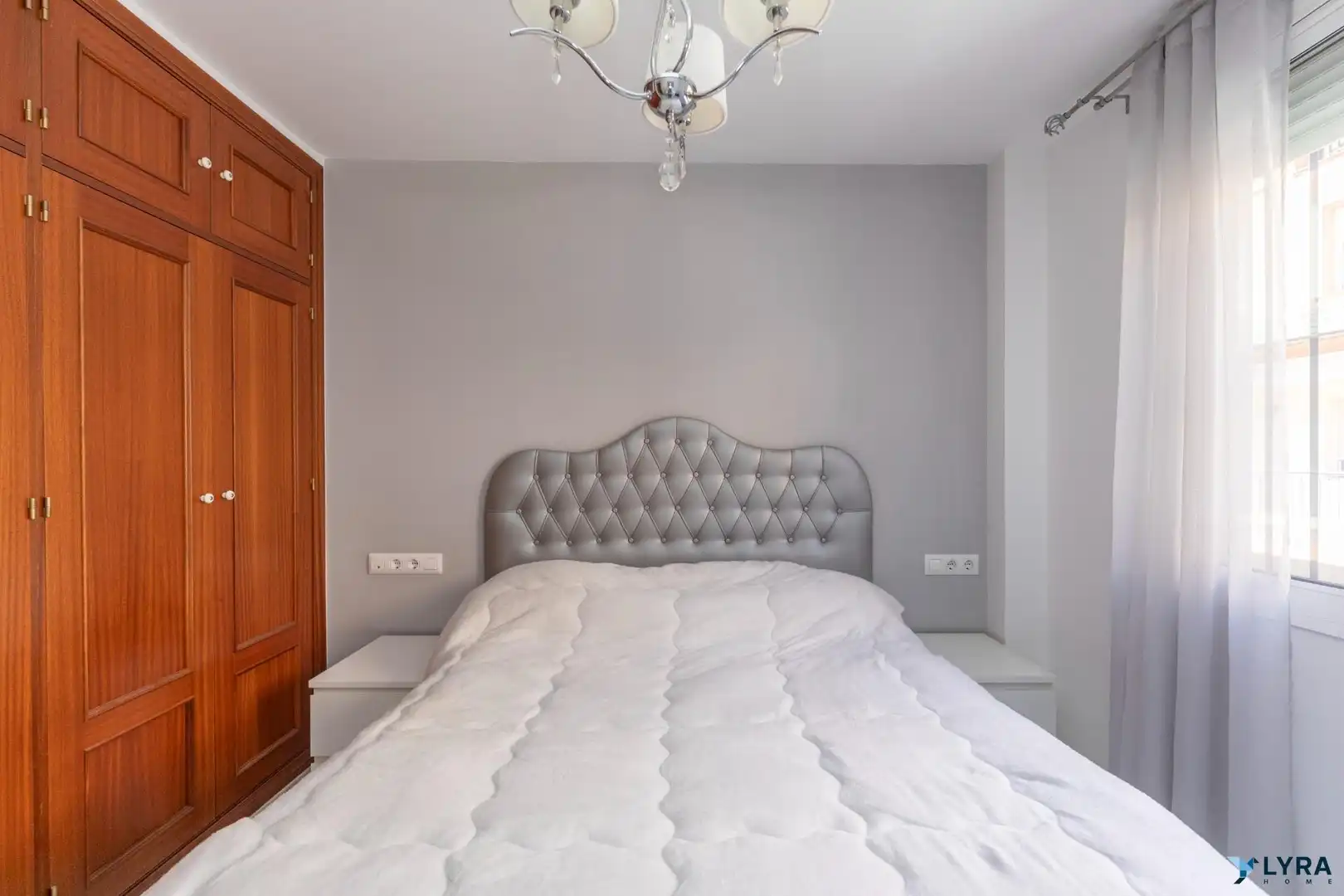 Habitación de Dúplex en venta en Pilas con Terraza