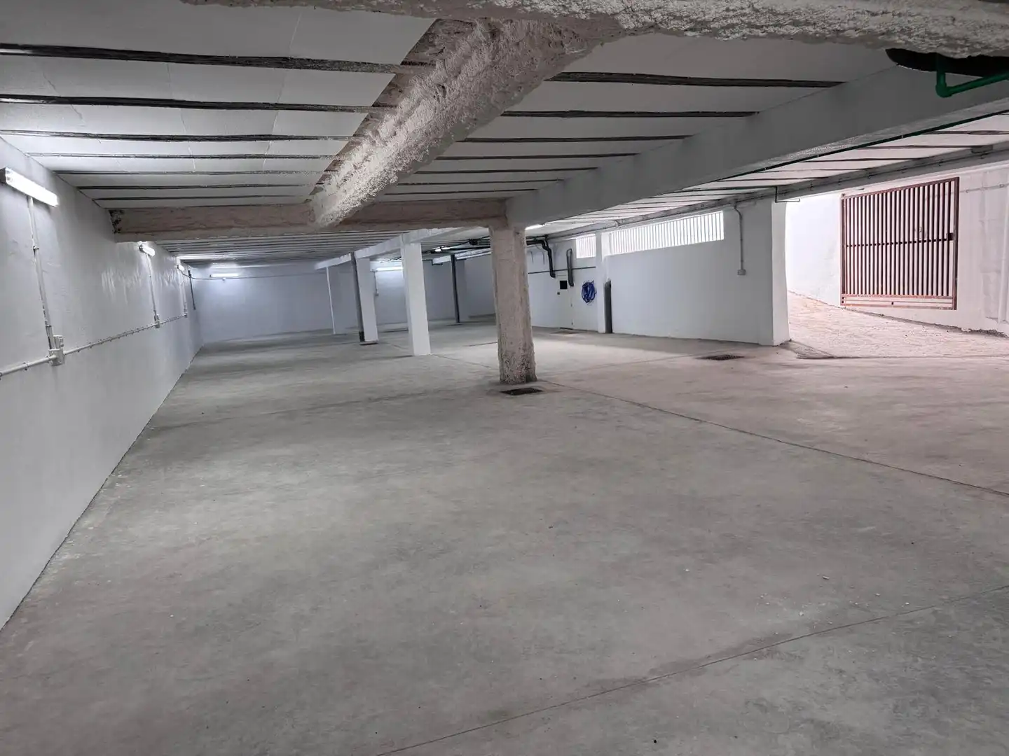 Local comercial en venda a Avenida V Centenario 5, imagen 17
