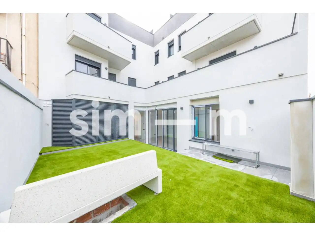 Jardín de Piso en venta en Sant Julià de Vilatorta con Calefacción y Terraza