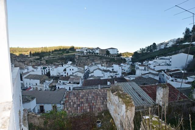 Casa-chalet en Venta en Calle San Benito en Setenil de las Bodegas