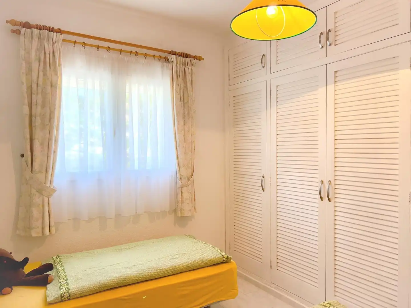 Schlafzimmer von Haus oder Chalet zum Verkauf in La Manga del Mar Menor mit Klimaanlage, Heizung und Privatgarten