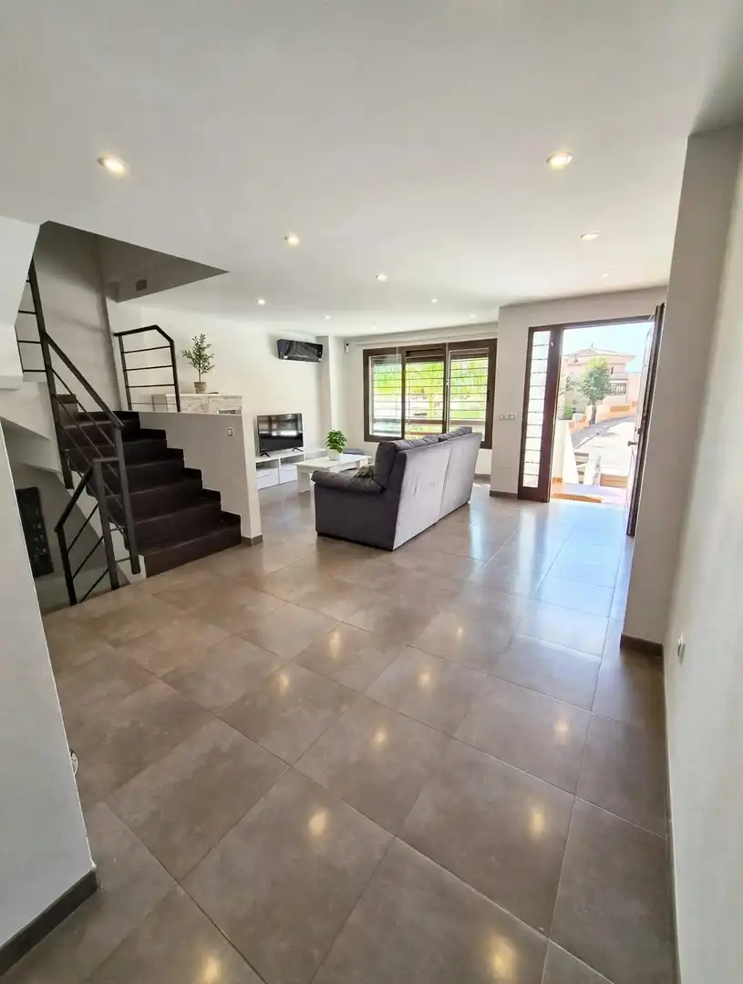 Casa con piscina en venta en ametista, imagen 11