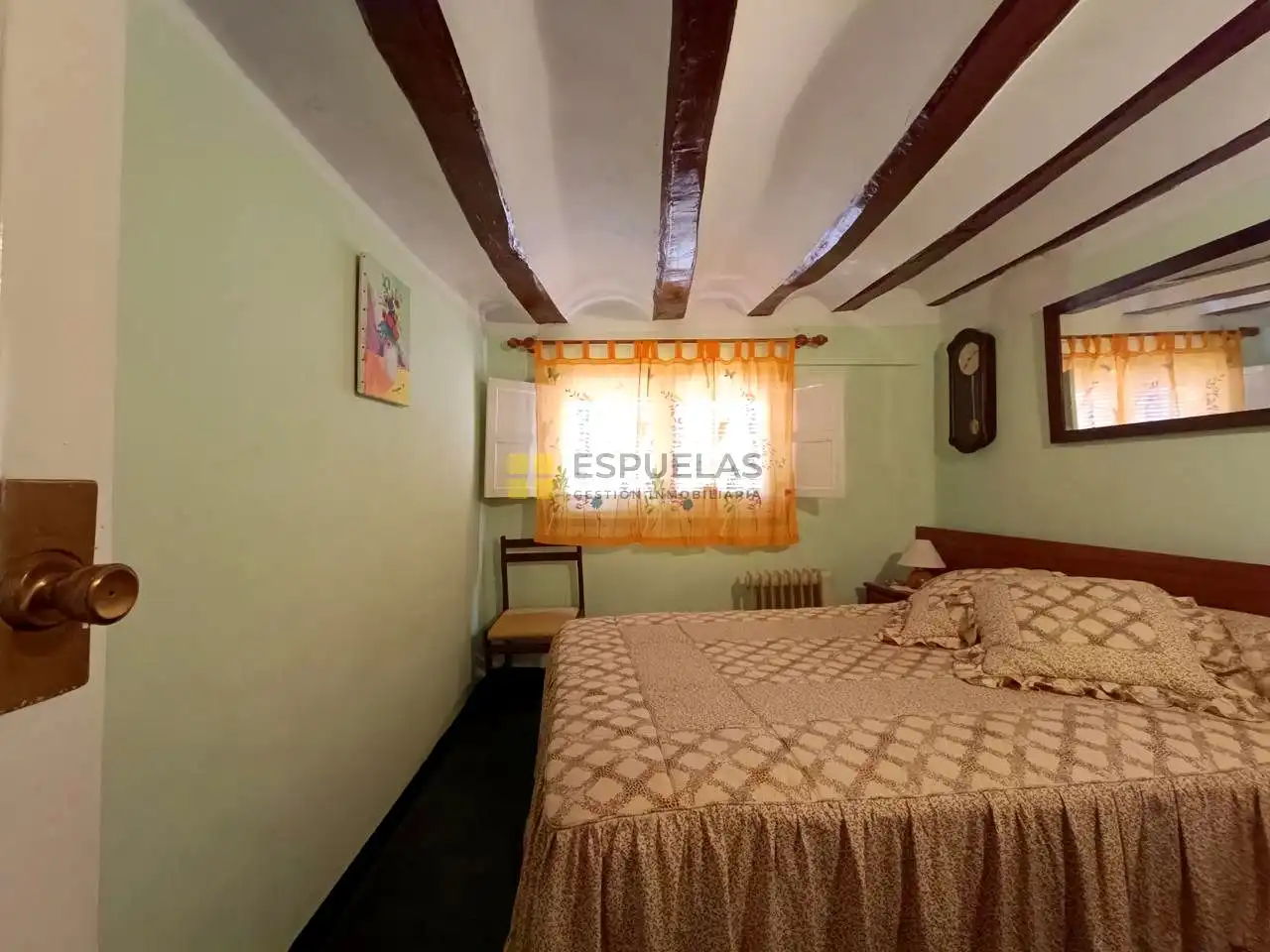 Dormitori de Casa o xalet en venda en Enciso amb Terrassa, Traster i Moblat