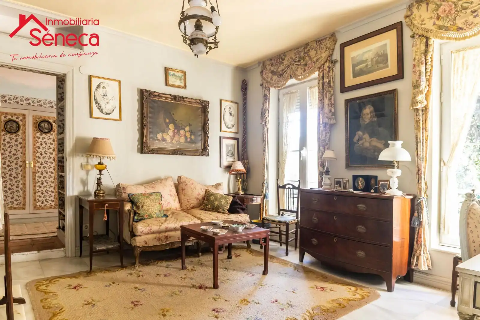 Sala de estar de Casa o chalet en venta en Córdoba con Aire acondicionado, Calefacción y Piscina
