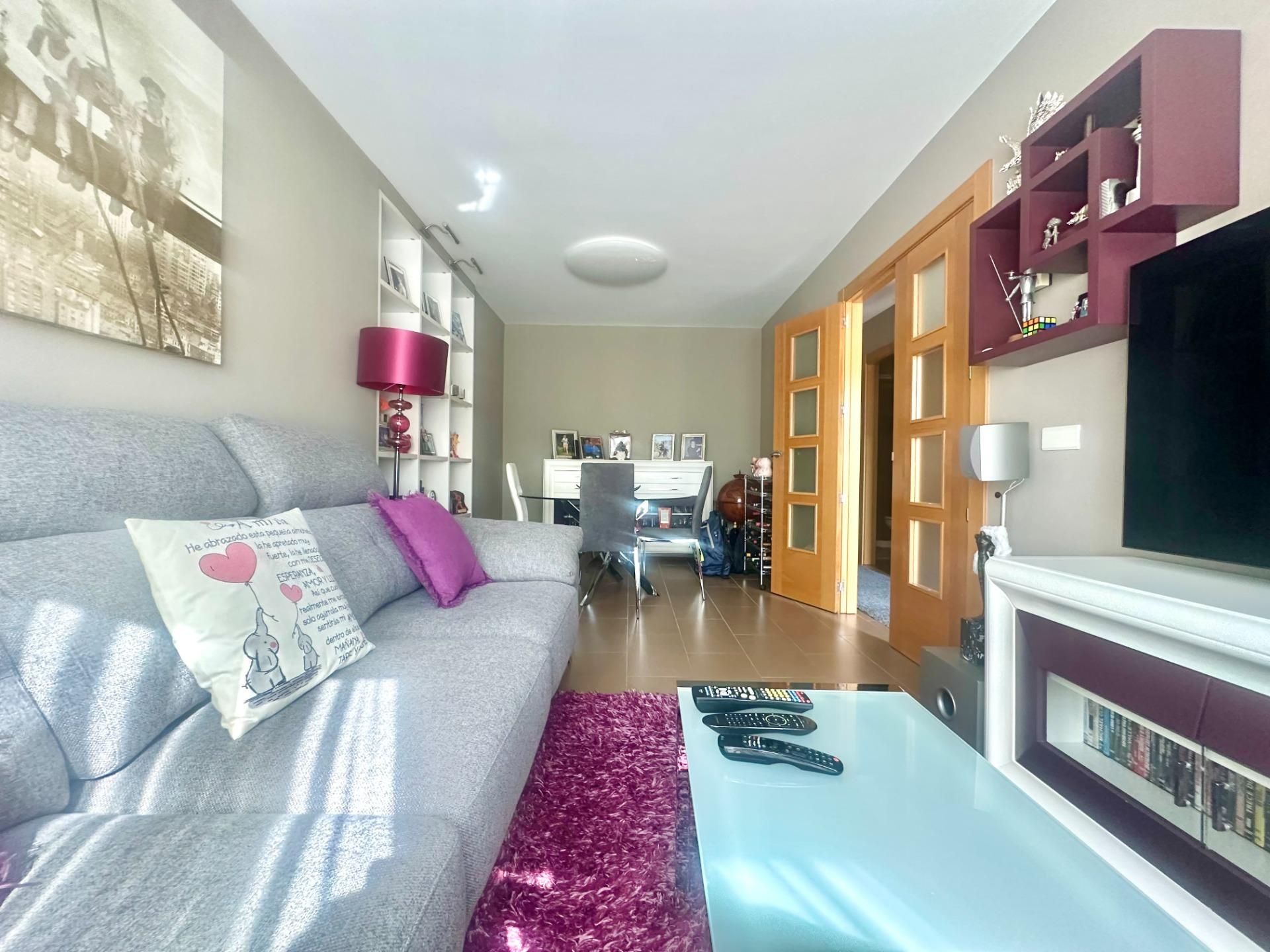Living room of Single-family semi-detached for sale in Torrelavega   with Heating, Private garden and Parquet flooring