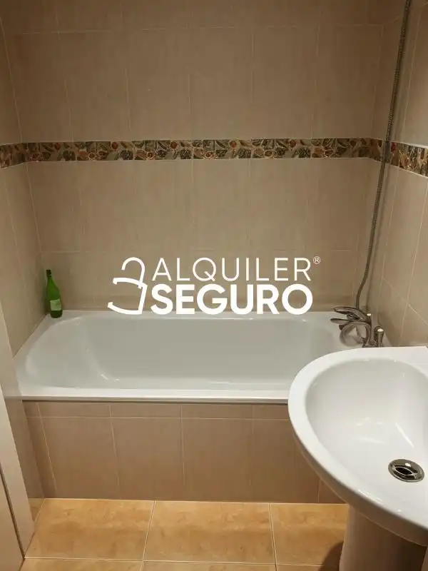 Bathroom of Flat for rent in Alhama de Murcia  with Storage room