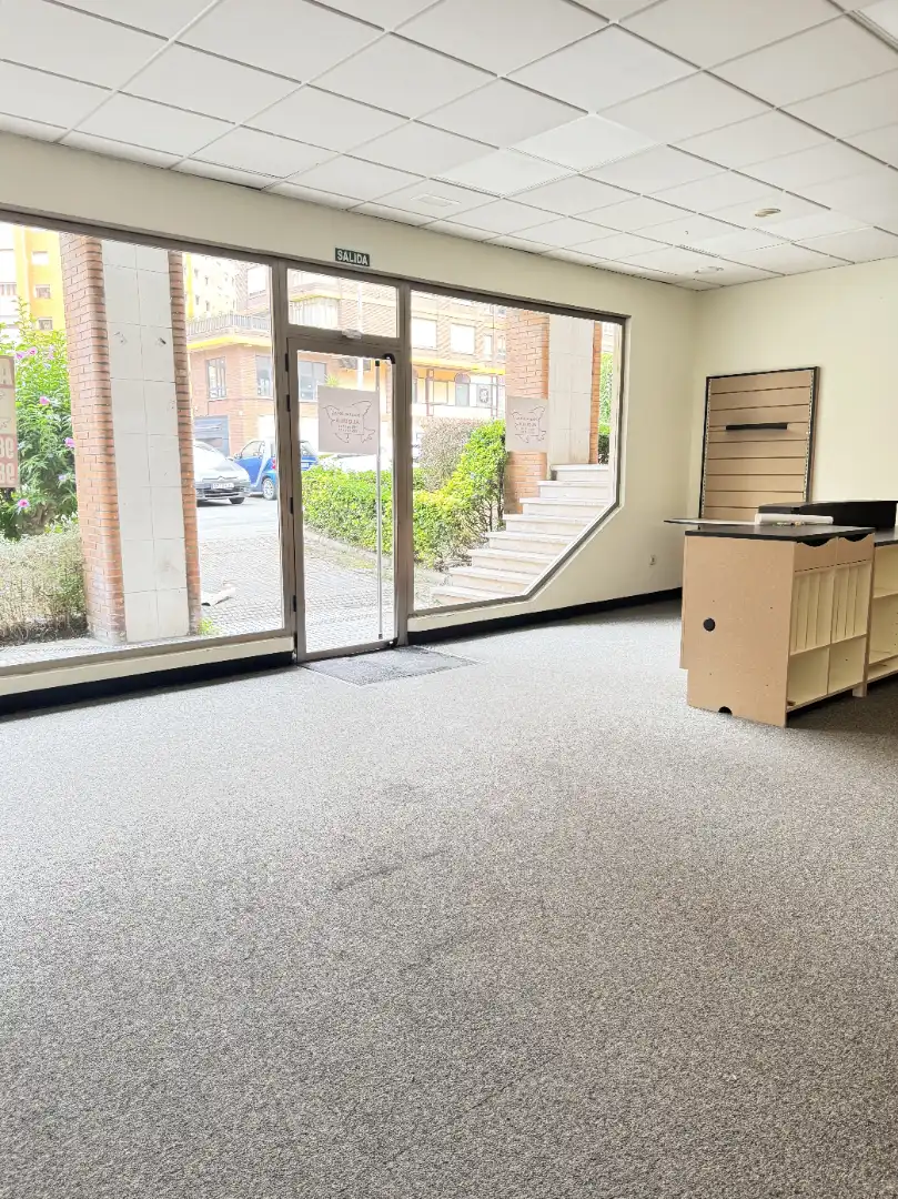 Commercial properties for rent in Avilés  with Internet