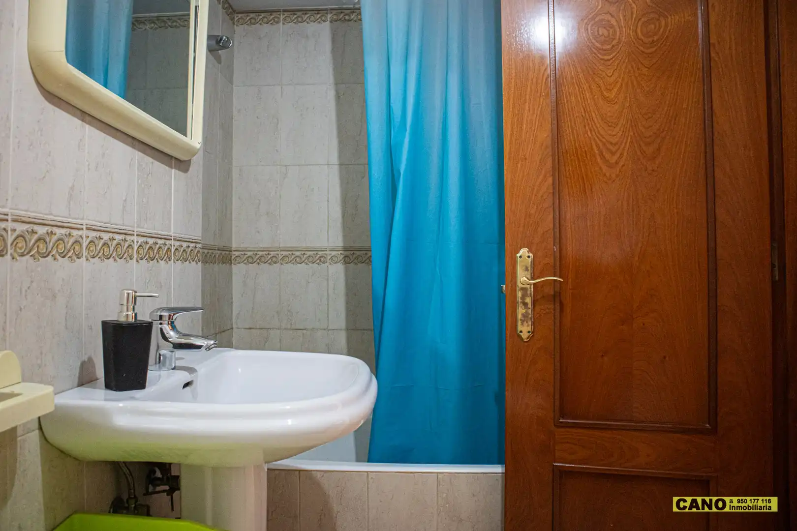 Badezimmer von Wohnung zum Verkauf in Roquetas de Mar