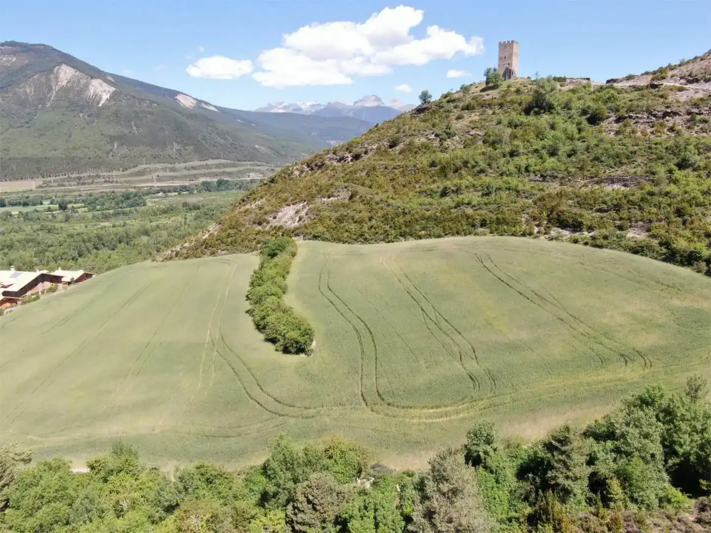 Finca rústica en venda en Sabiñánigo