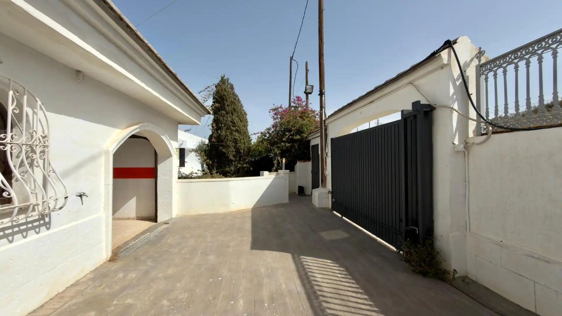 Exterior view of Houses for sale in Rincón de Loix