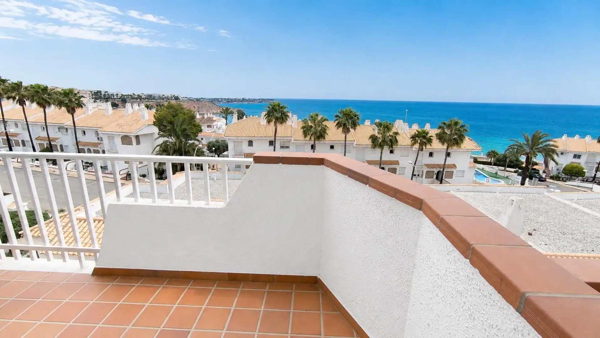 Terraza de Dúplex en venta en Bigastro con Aire acondicionado, Terraza y Piscina comunitaria