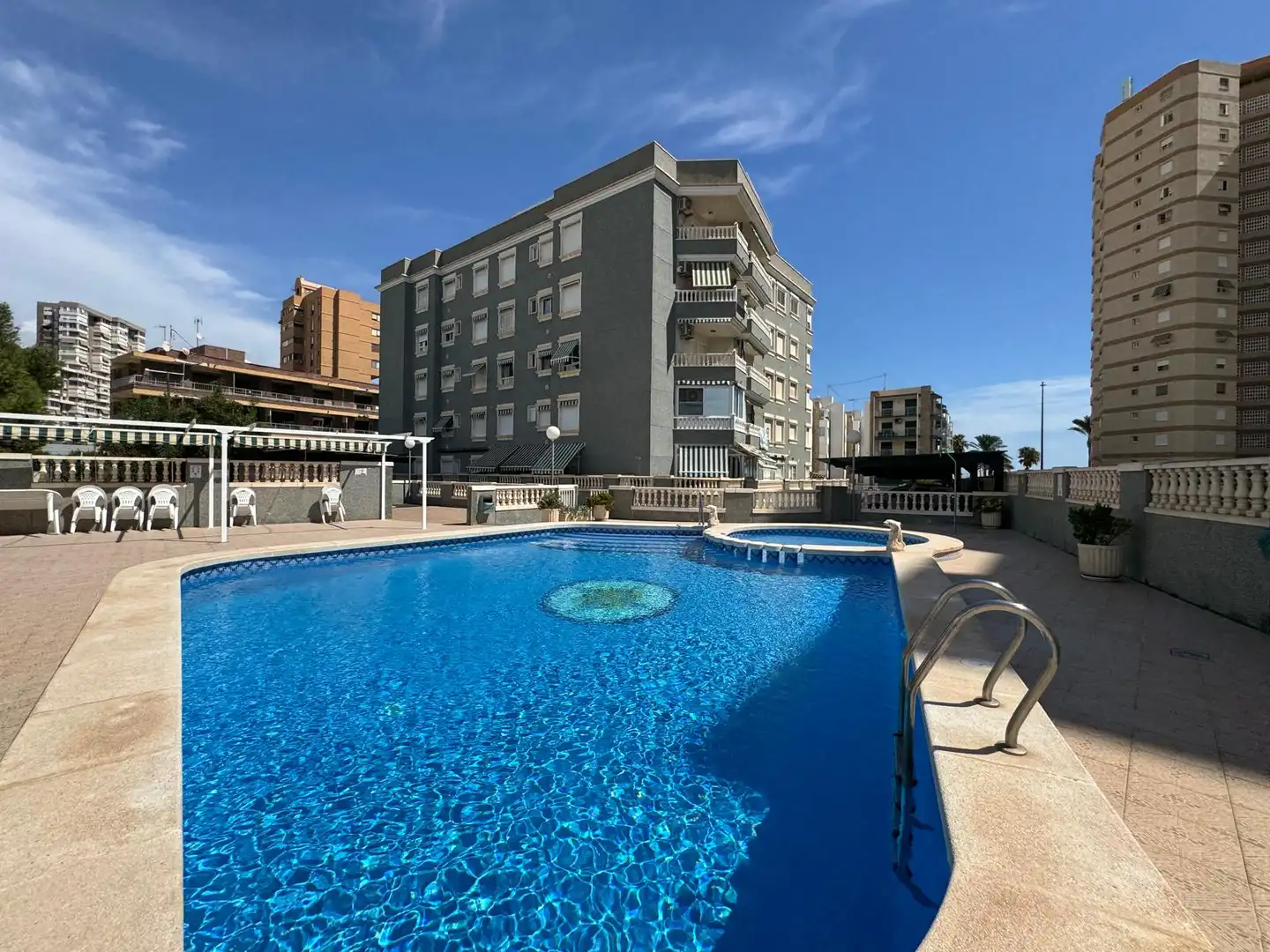 Apartment with pool to rent in Carrer Sant Bartomeu