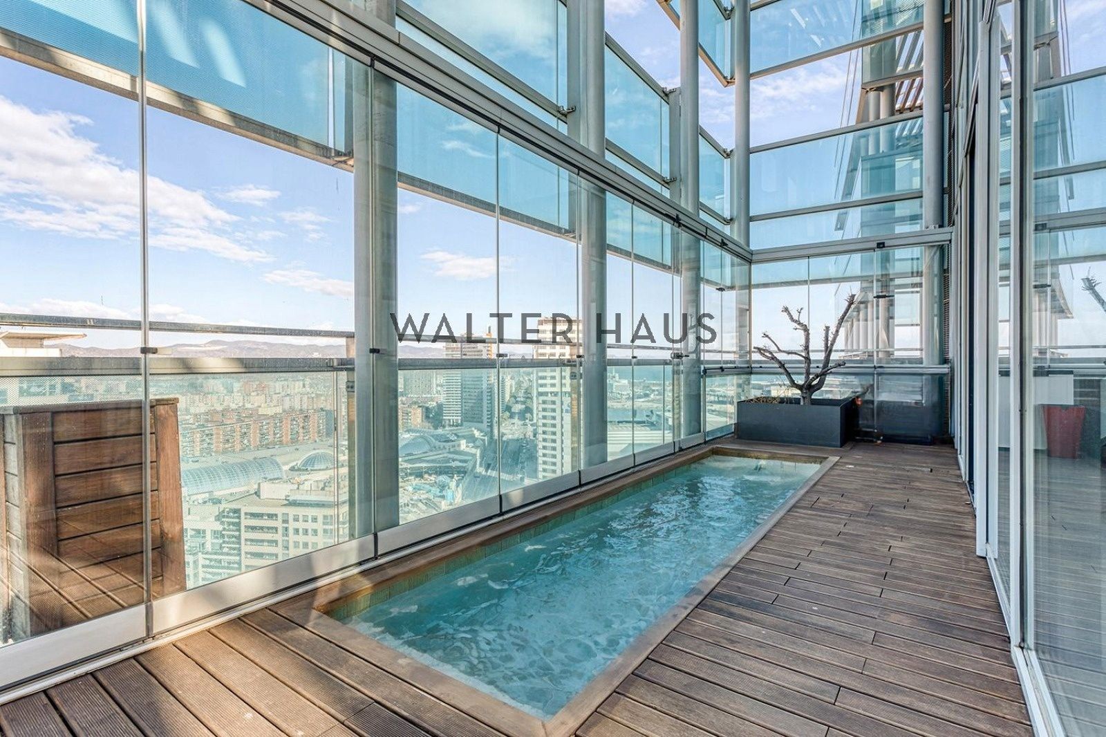 Swimming pool of Attic for sale in  Barcelona Capital  with Air Conditioner, Heating and Parquet flooring