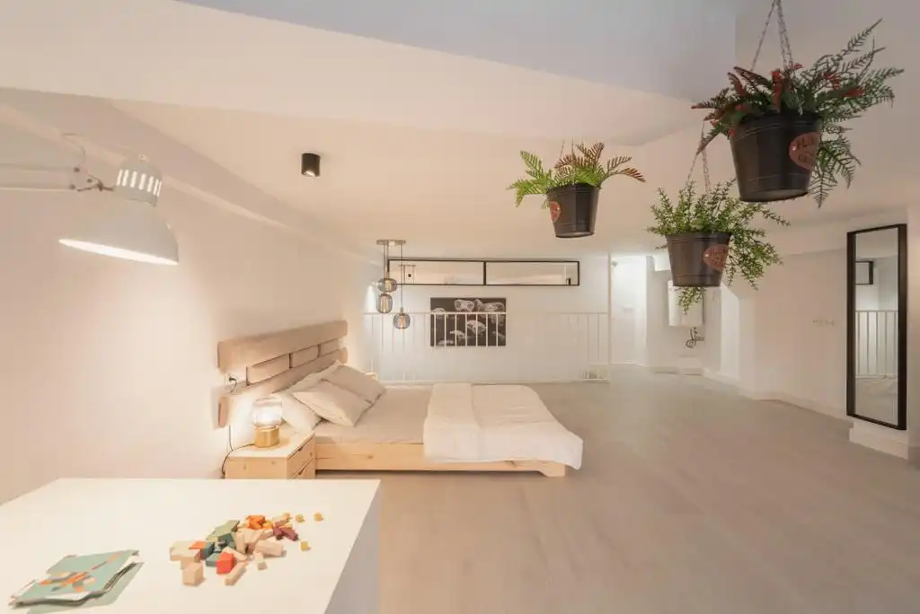 Habitación de Dúplex de alquiler en Málaga con Amueblado y Lavadora
