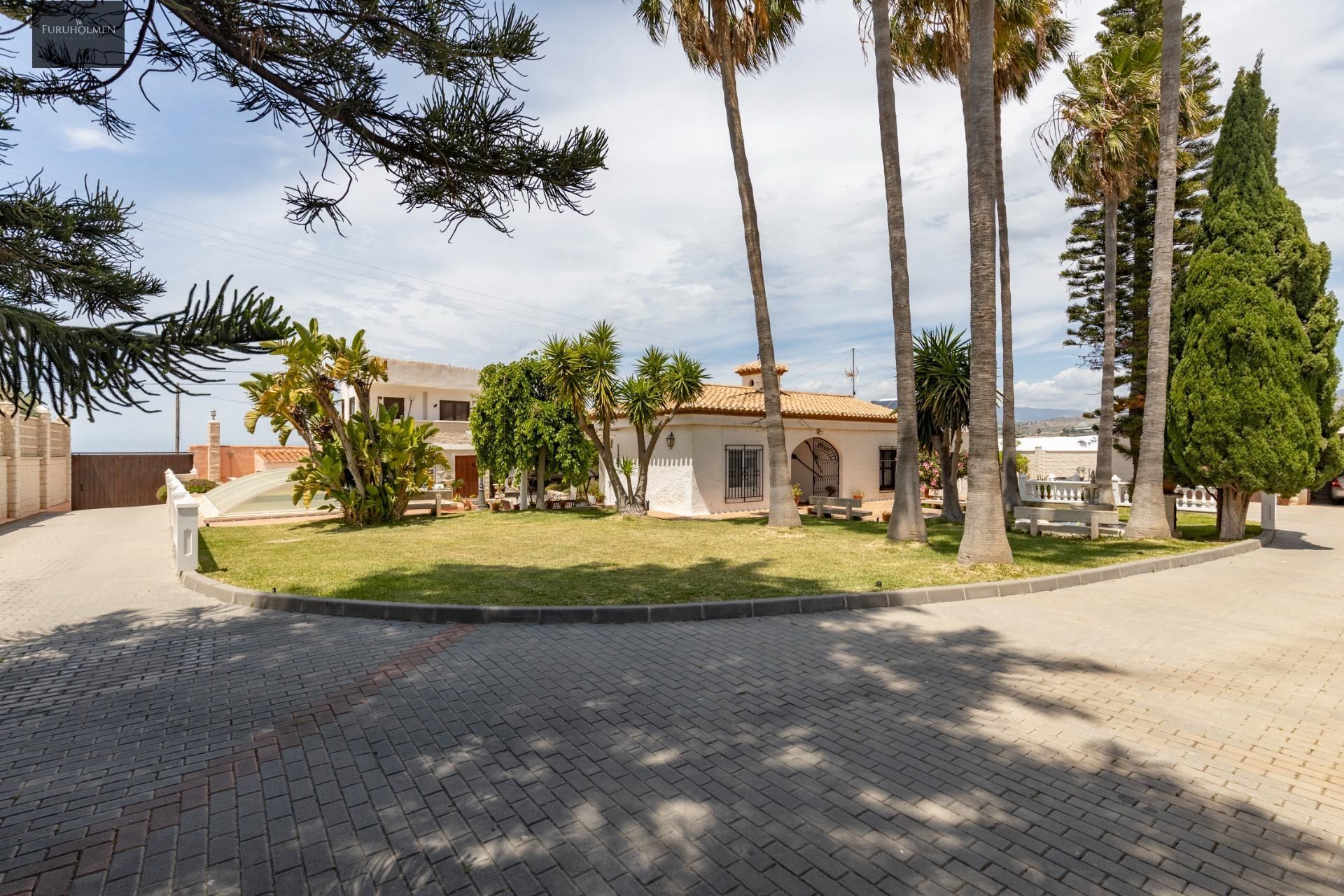 Casa o xalet en venda a Los Tablones - La Garnatilla