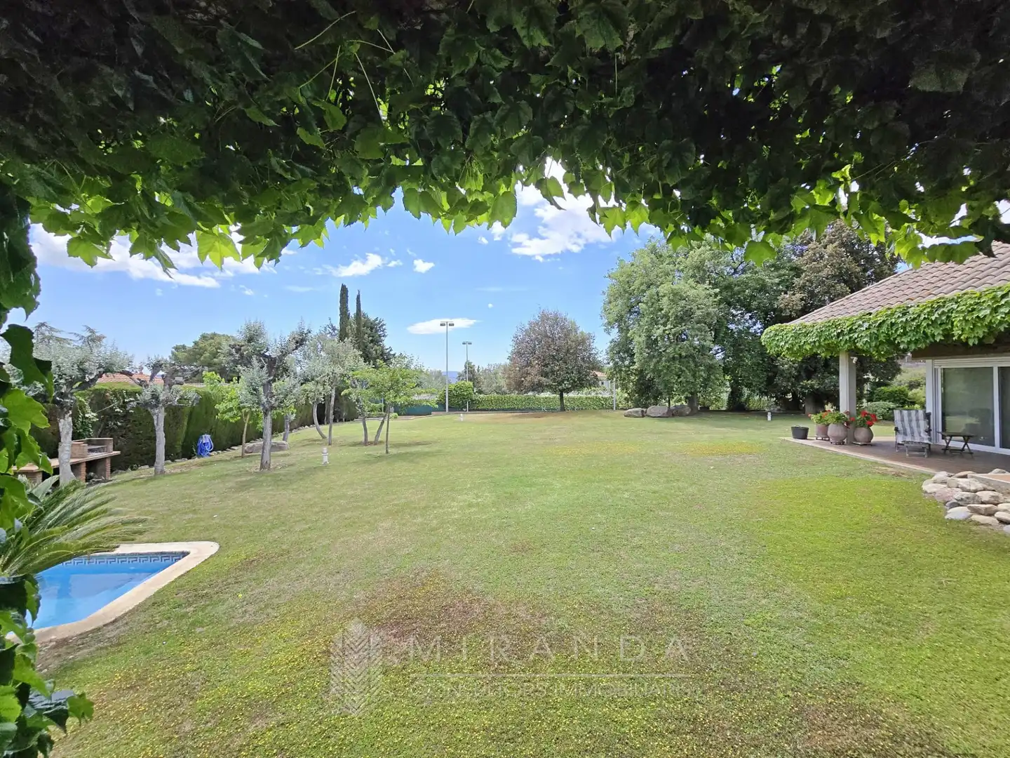 Garden of Houses for sale in Canovelles  with Air Conditioner, Heating and Private garden