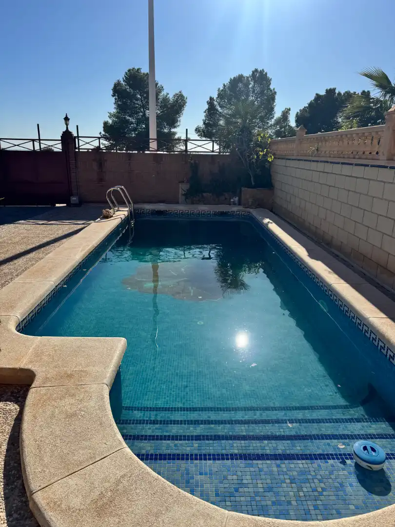 Villa avec piscine à louer à Calle Onil, imagen 2