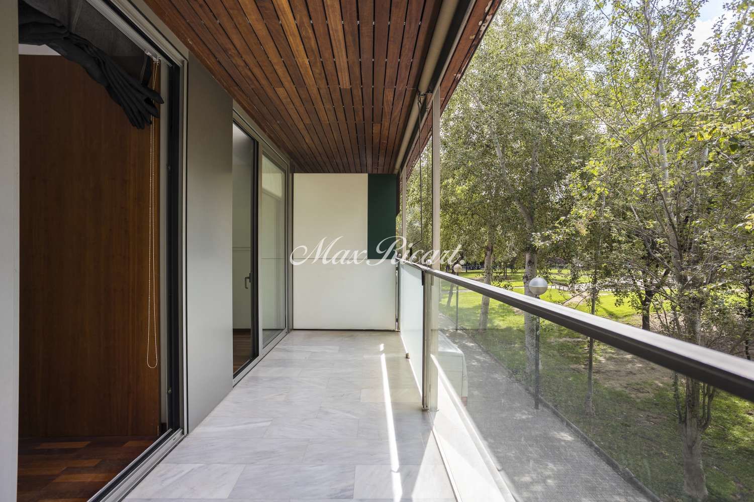 Terrace of Flat to rent in  Barcelona Capital  with Air Conditioner, Heating and Terrace