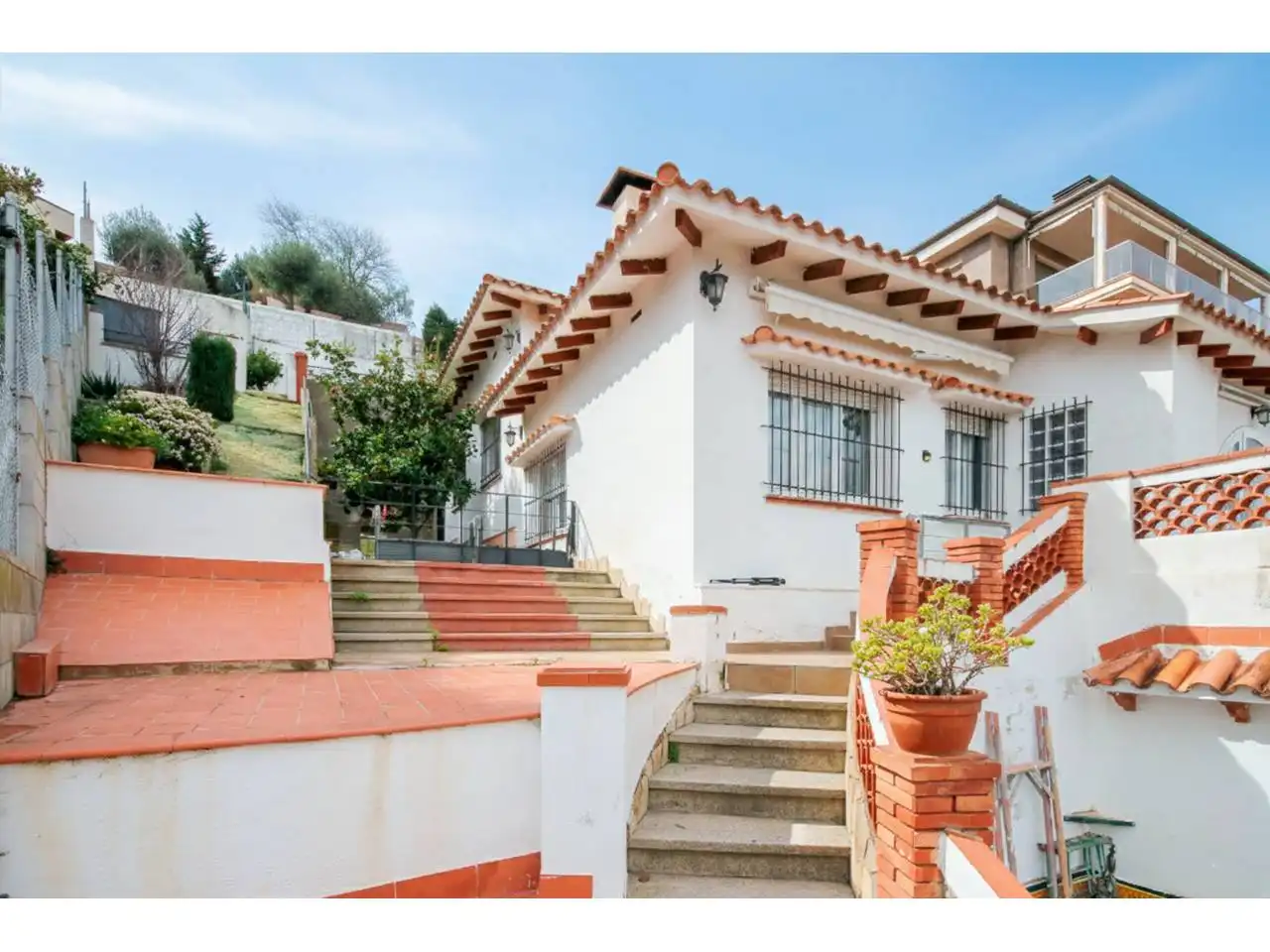 Exterior view of Houses for sale in Esplugues de Llobregat  with Air Conditioner, Heating and Private garden