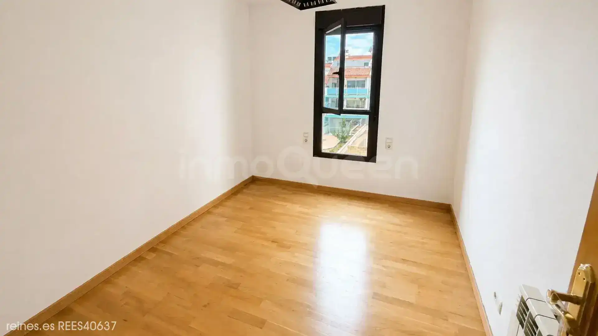 Bedroom of Flat for sale in La Puebla de Alfindén  with Heating and Terrace
