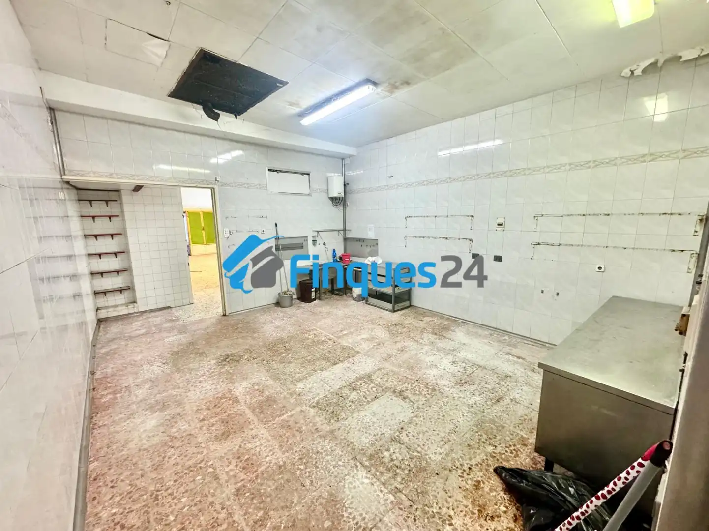 Kitchen of Commercial properties for rent in Berga