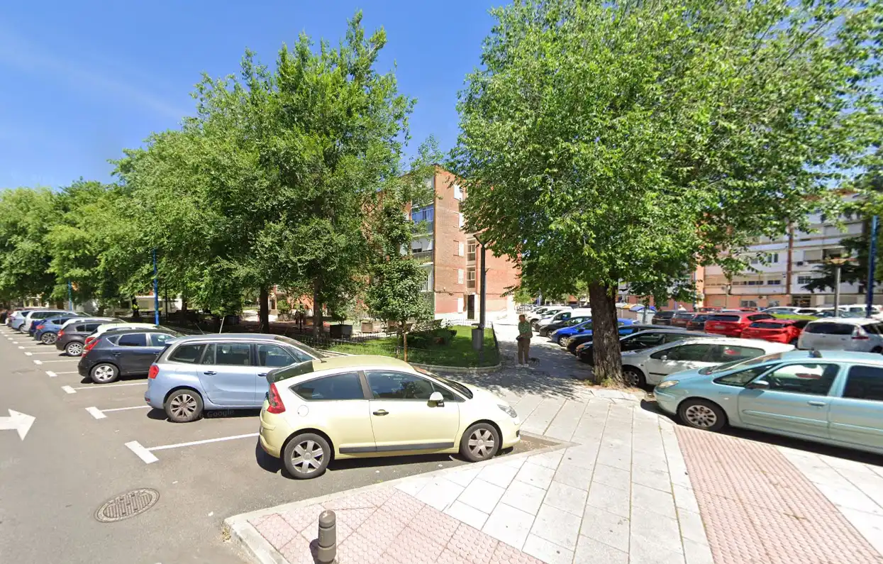 Parking de Piso en venta en Leganés con Terraza, Amueblado y Alarma