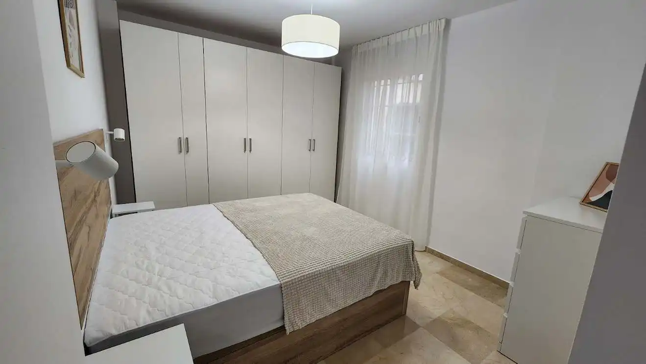 Schlafzimmer von Wohnung zur Miete in Córdoba