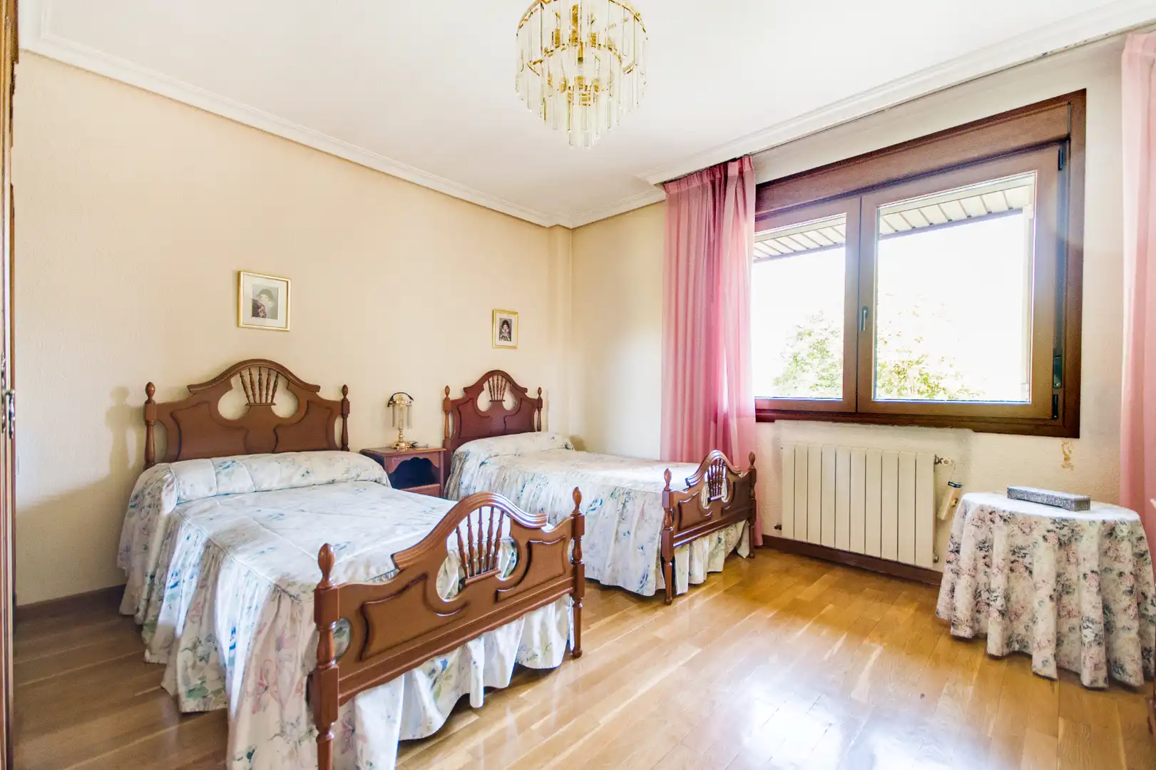 Dormitori de Casa adosada en venda en Getafe amb Aire condicionat, Calefacció i Jardí privat