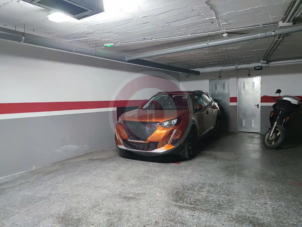 Aparcament de Garatge en venda en Vélez-Málaga amb Alarma
