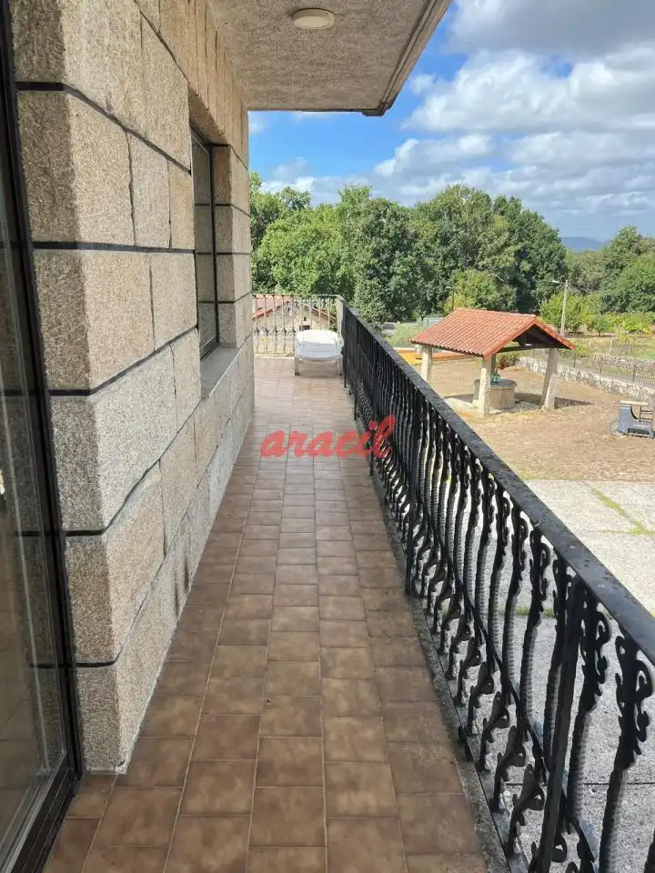 Terrassa de Casa o xalet de lloguer en Ourense Capital  amb Calefacció, Jardí privat i Terrassa