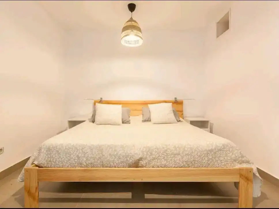 Schlafzimmer von Loft zur Miete in Vallromanes mit Klimaanlage, Abstellraum und Schwimmbad