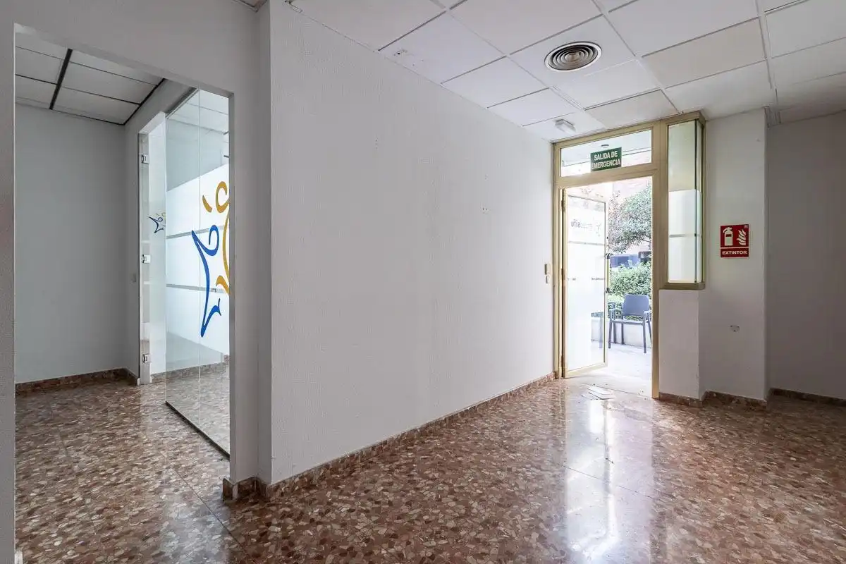 Commercial properties for rent in Granada