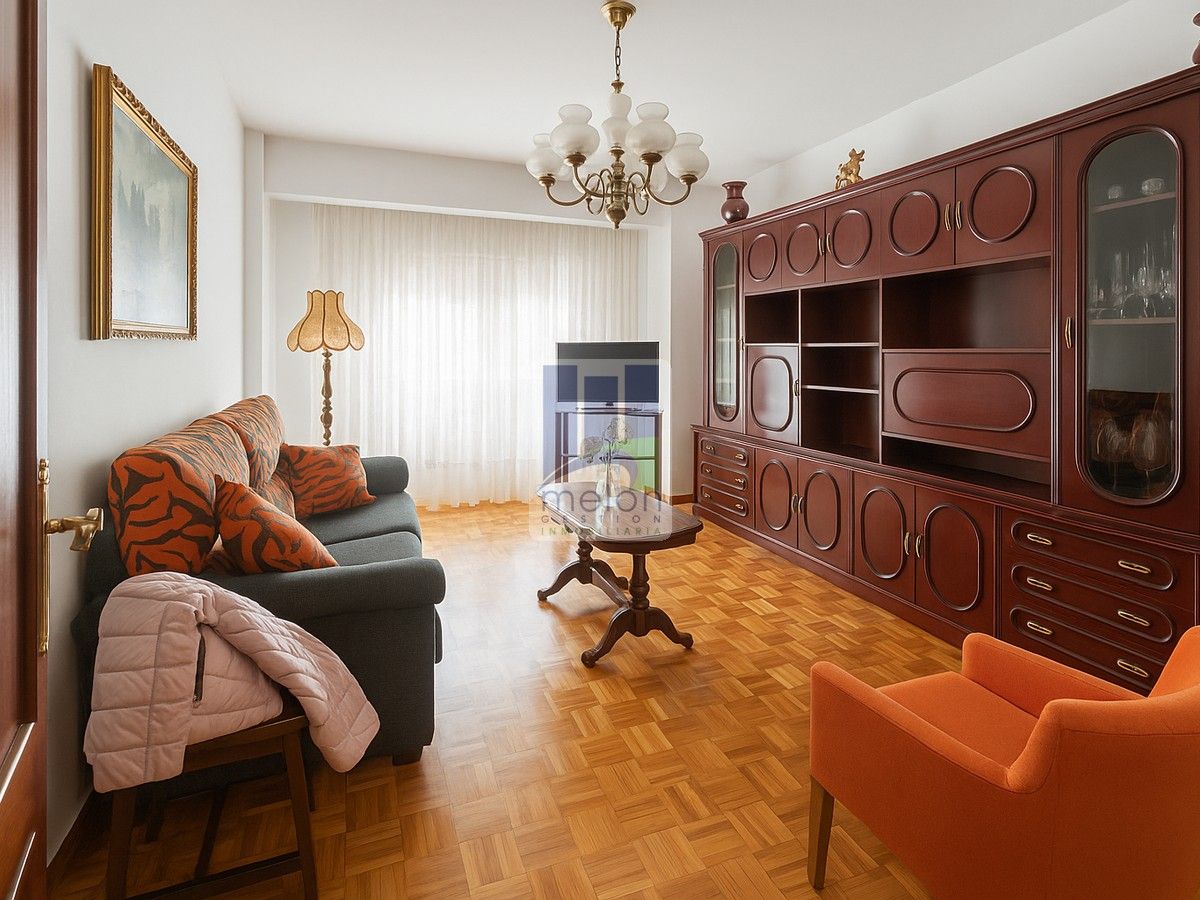 Sala d'estar de Pis en venda en Burgos Capital