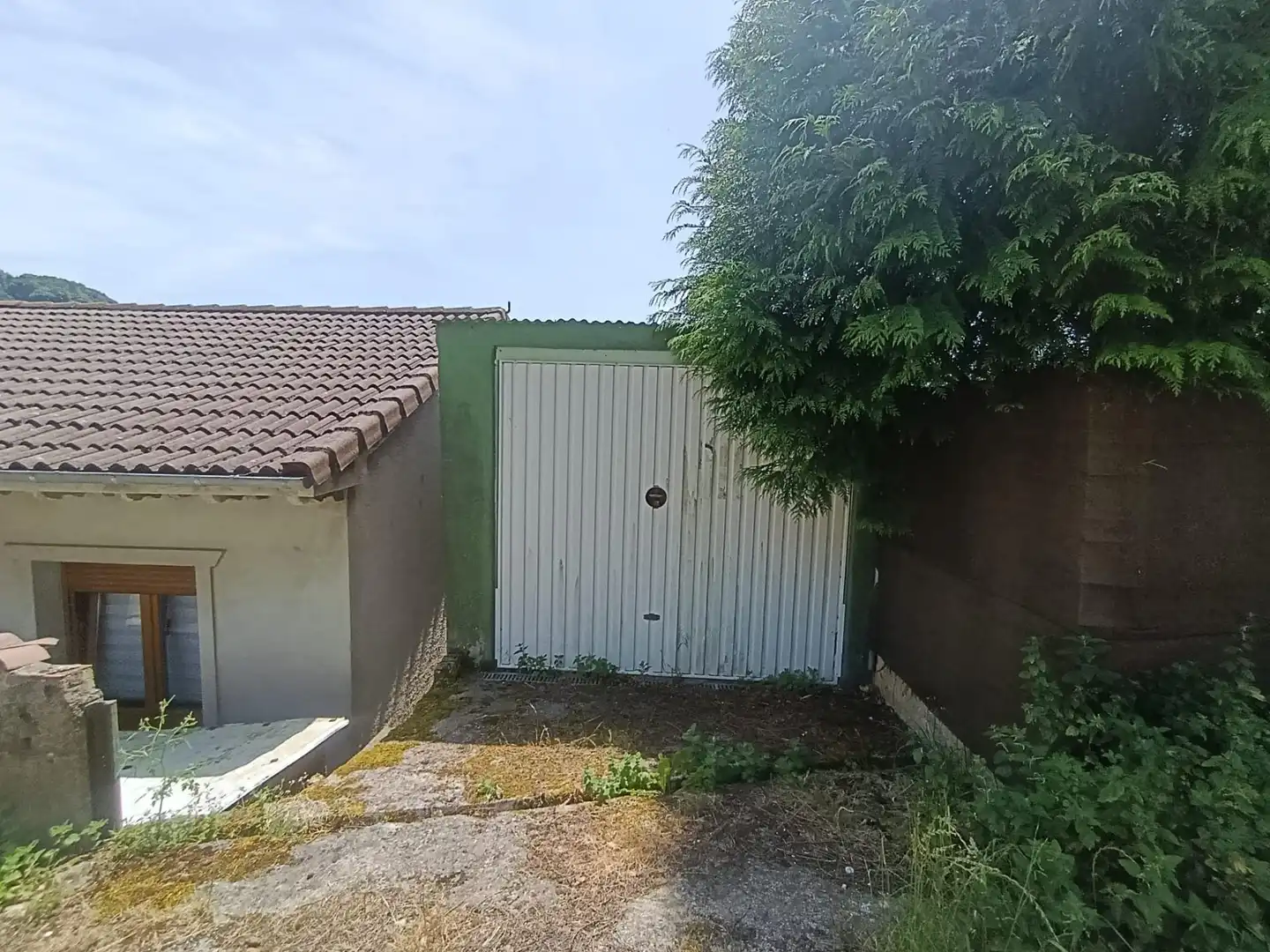 Parkplatz von Country house zum Verkauf in San Martín del Rey Aurelio mit Balkon