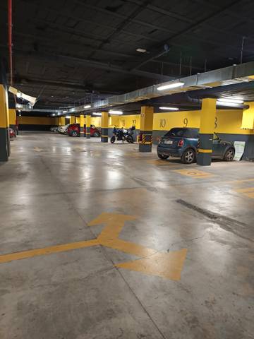 Garaje en Venta en San Vicente de Paul en Triana Oeste