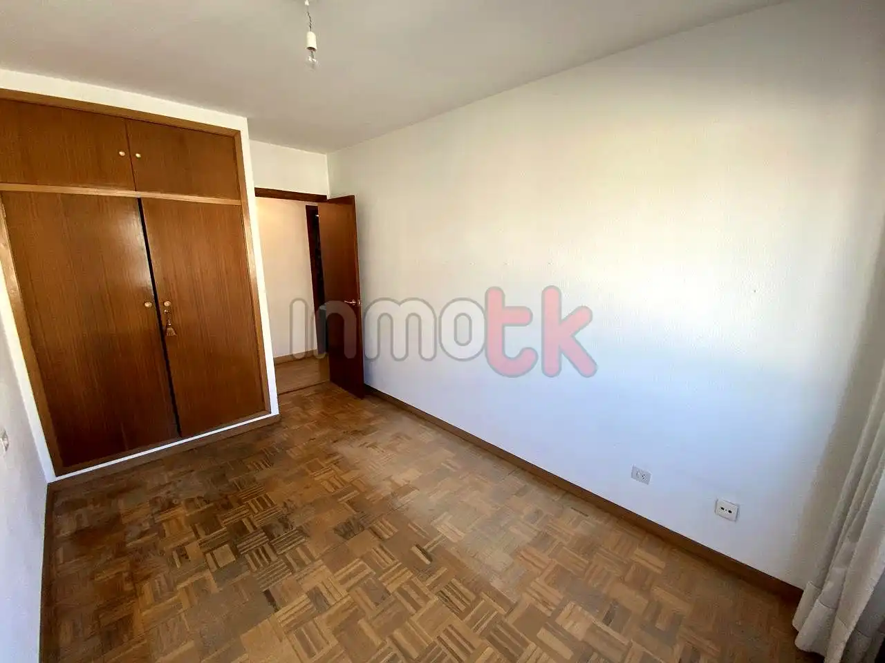 Schlafzimmer von Wohnung zum Verkauf in A Coruña Capital  mit Heizung und Abstellraum