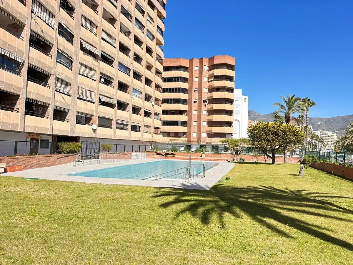 Exterior view of Flat for rent in Almuñécar  with Terrace, Furnished and Oven