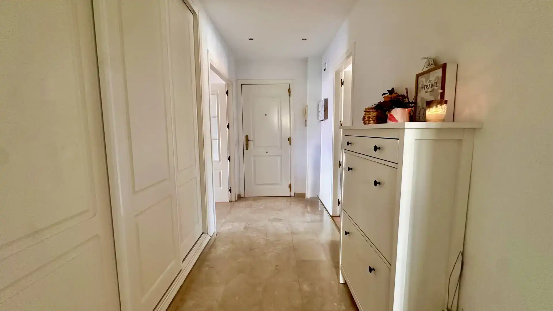 Flat for sale in Estepona  with Air Conditioner and Swimming Pool