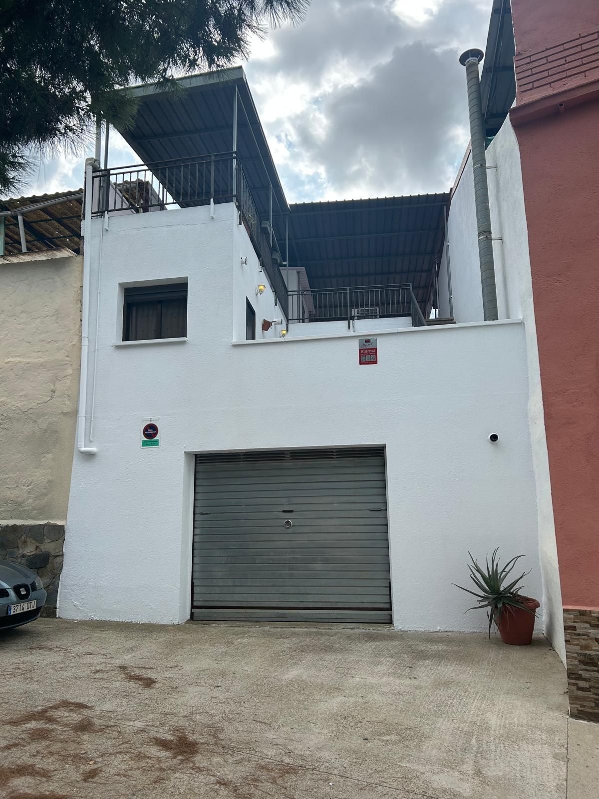 Exterior view of House or chalet for sale in Sabadell  with Heating, Terrace and Storage room