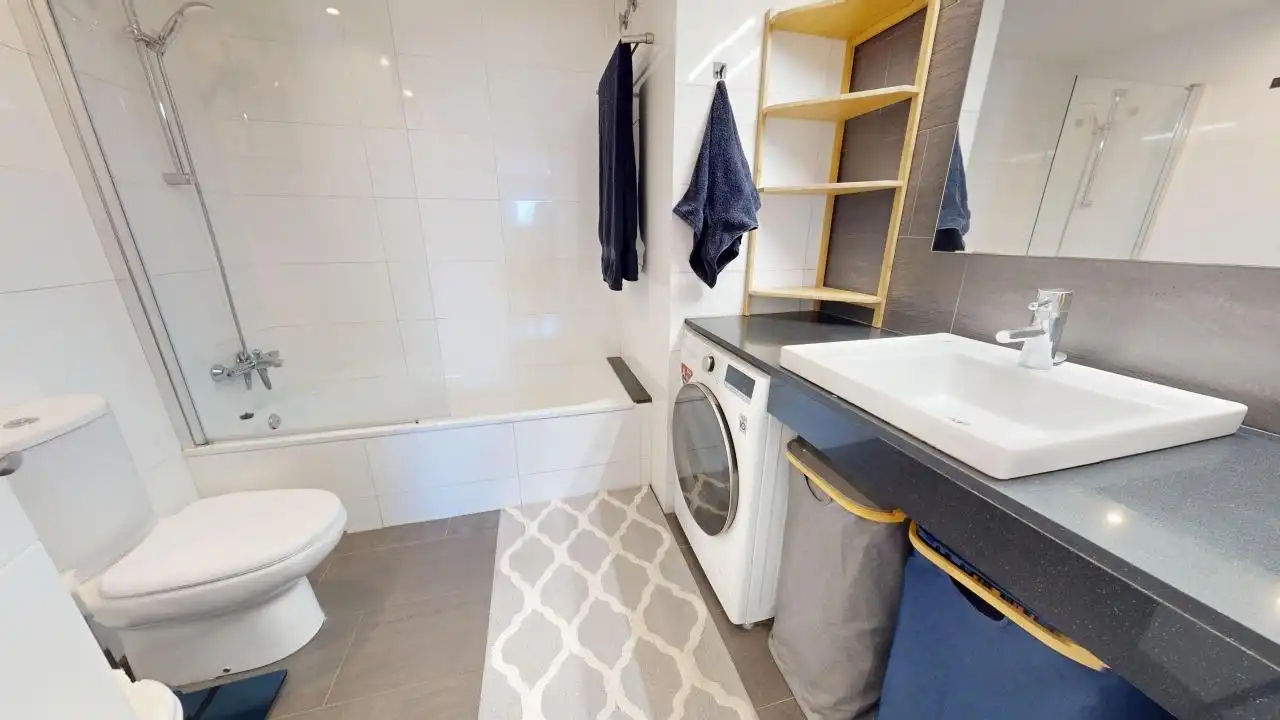 Bany de Pis en venda en Barcelona amb Aire condicionat, Calefacció i Parquet
