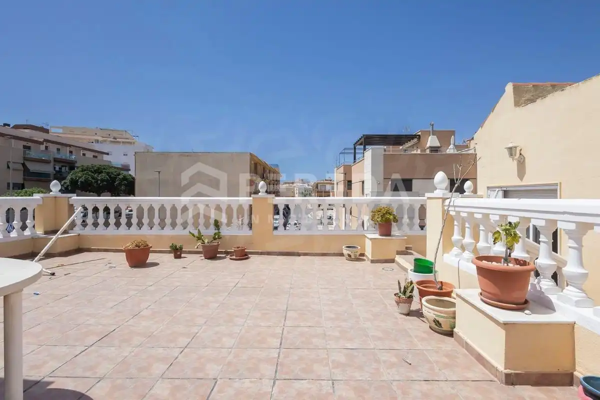 Terraza de Casa o chalet en venta en Roquetas de Mar con Aire acondicionado, Jardín privado y Terraza