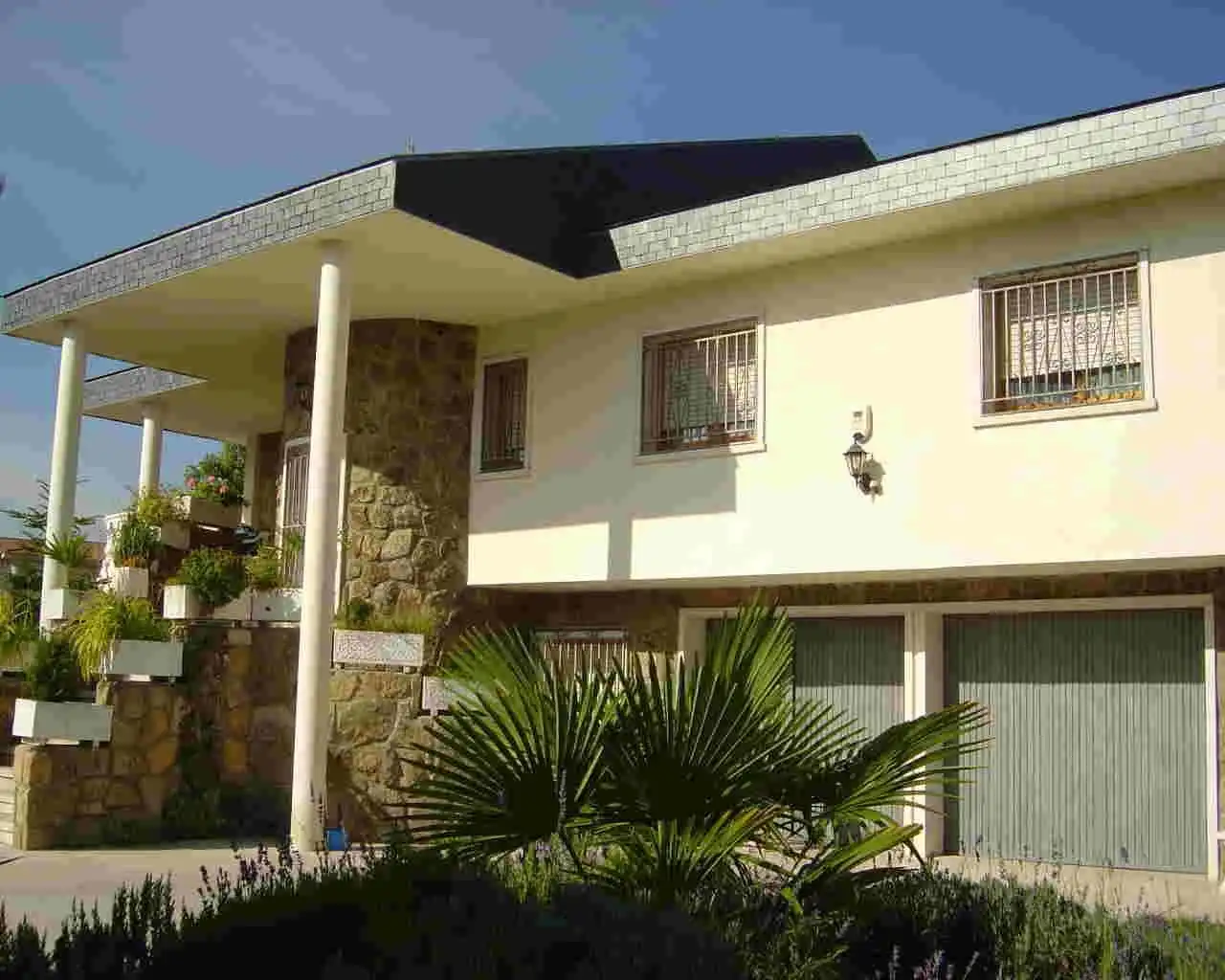 Exterior view of Houses for sale in Alpedrete  with Private garden, Terrace and Community pool
