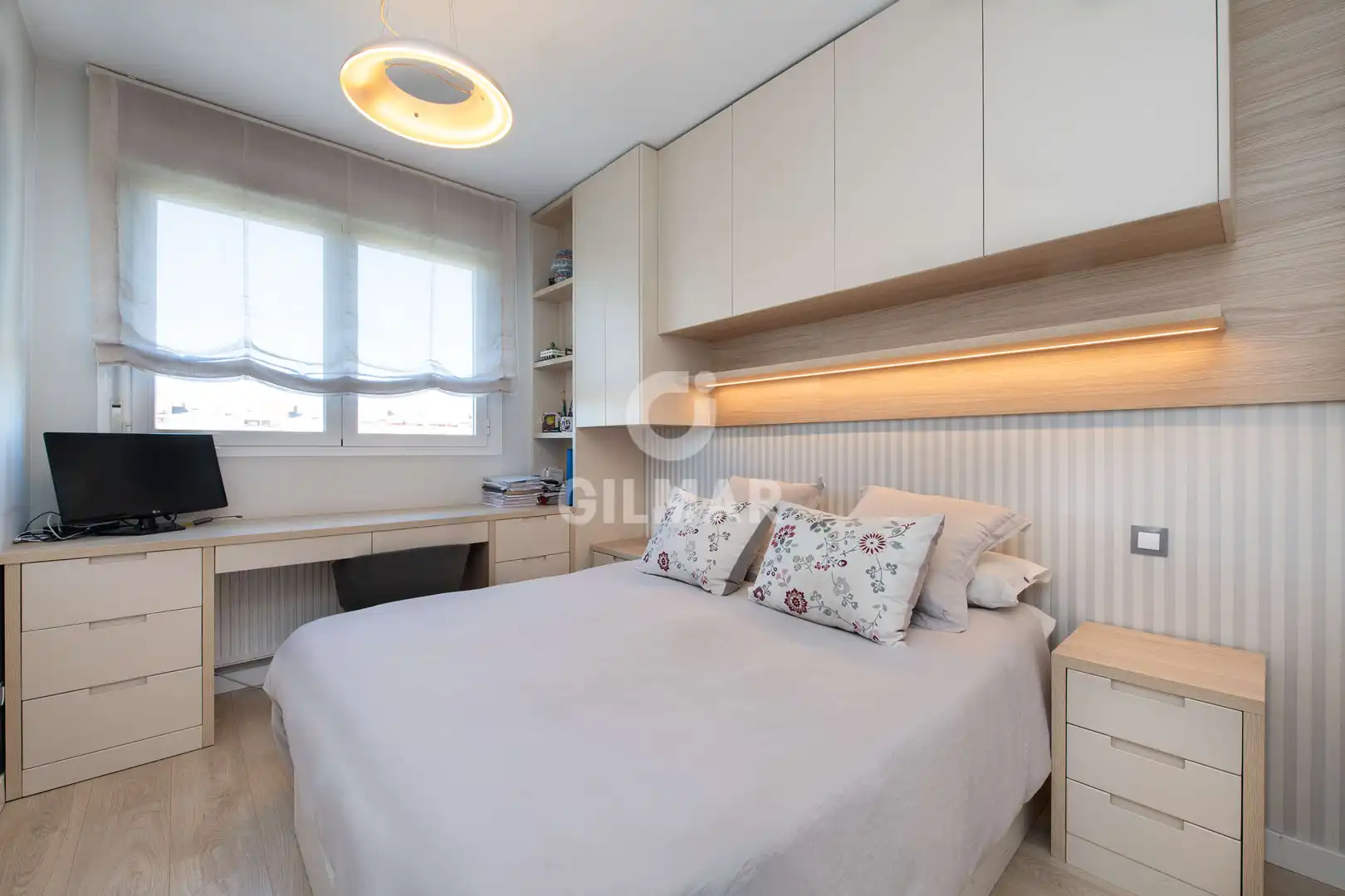 Bedroom of Flat for sale in Madrid  with Heating, Private garden and Storage room