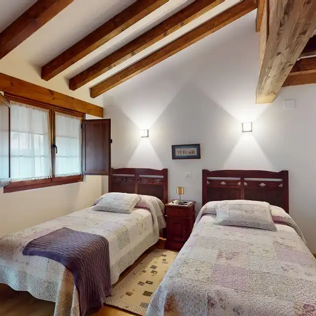 Bedroom of Detached homes for sale in Valdáliga  with Heating, Storage room and Furnished