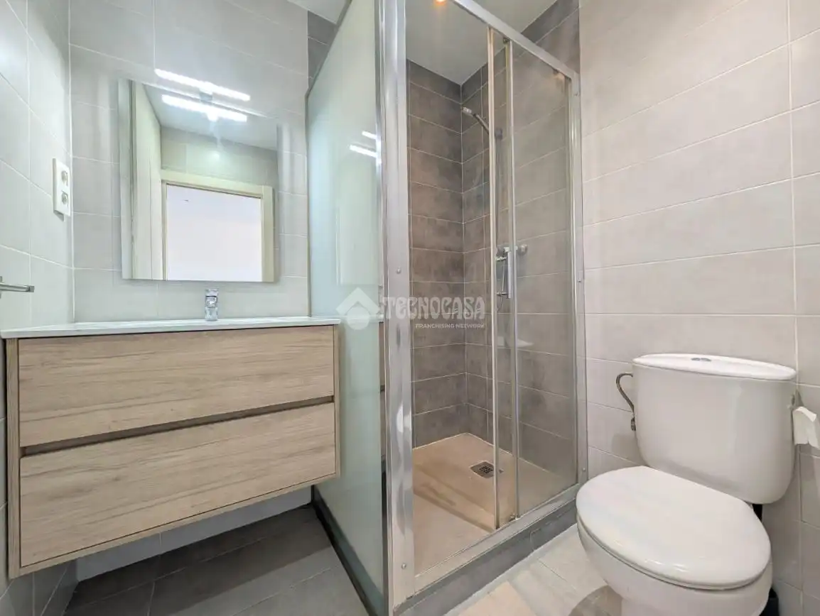 Baño de Piso en venta en Mataró con Aire acondicionado y Parquet