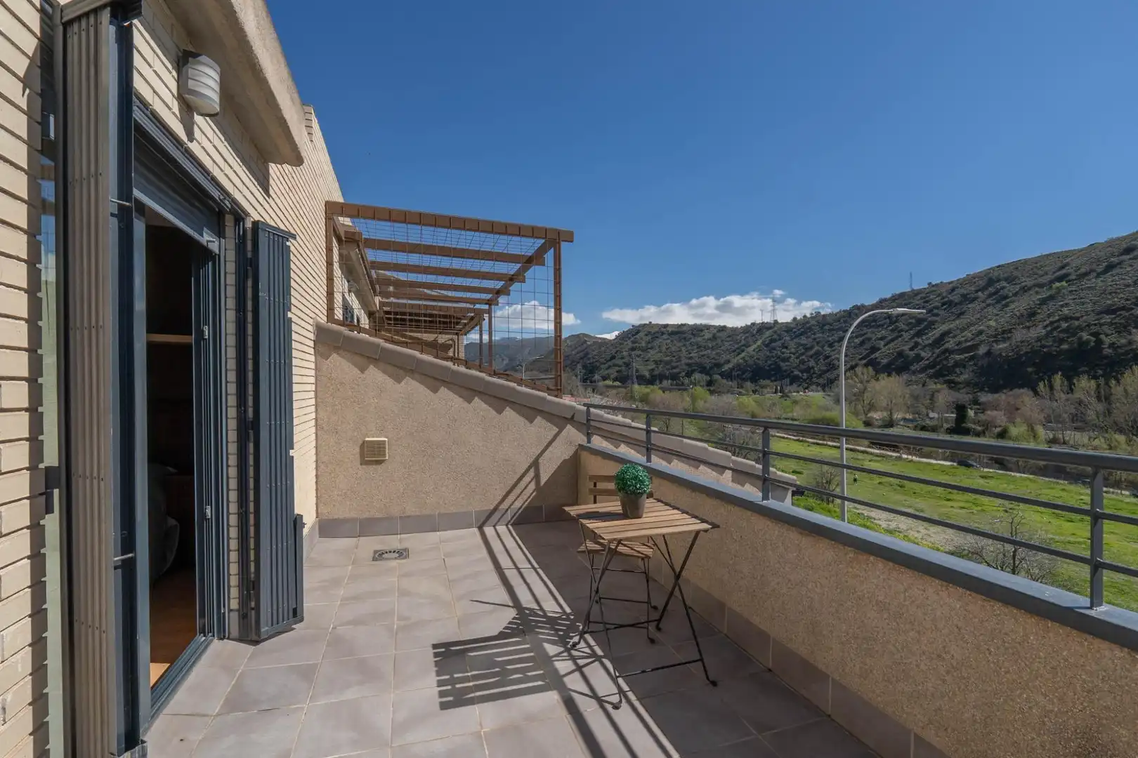 Terrassa de Casa o xalet en venda en Granada amb Calefacció, Terrassa i Traster