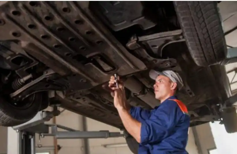 Vista exterior de Nave industrial en traspaso en Cuenca Capital