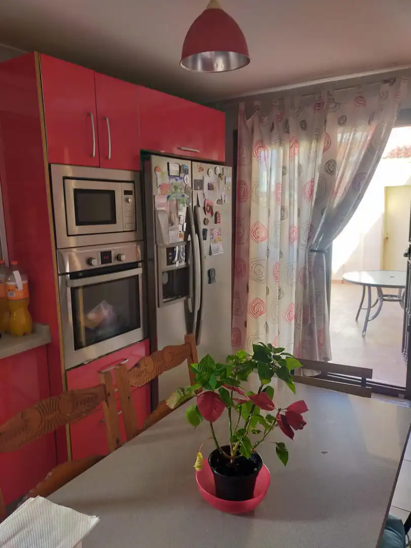 Kitchen of Houses for sale in La Línea de la Concepción  with Air Conditioner, Terrace and Storage room