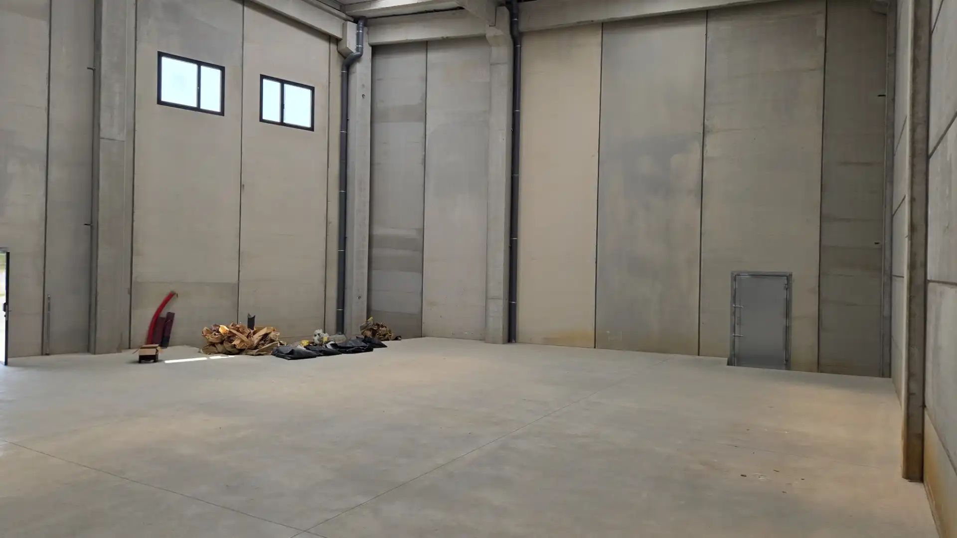 Nau industrial de lloguer en Sarrià de Ter, Girona