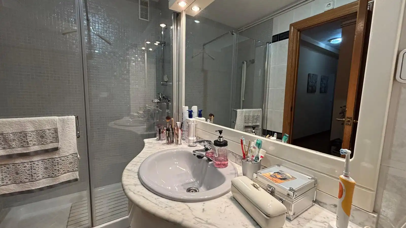 Baño de Piso en venta en Cartagena con Parquet, Amueblado y Balcón